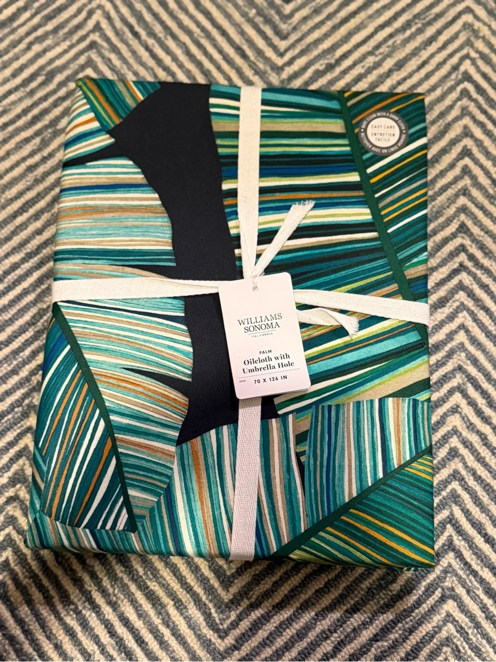 Williams Sonoma Palm Oilcloth Tablecloth with Umbrella Hole